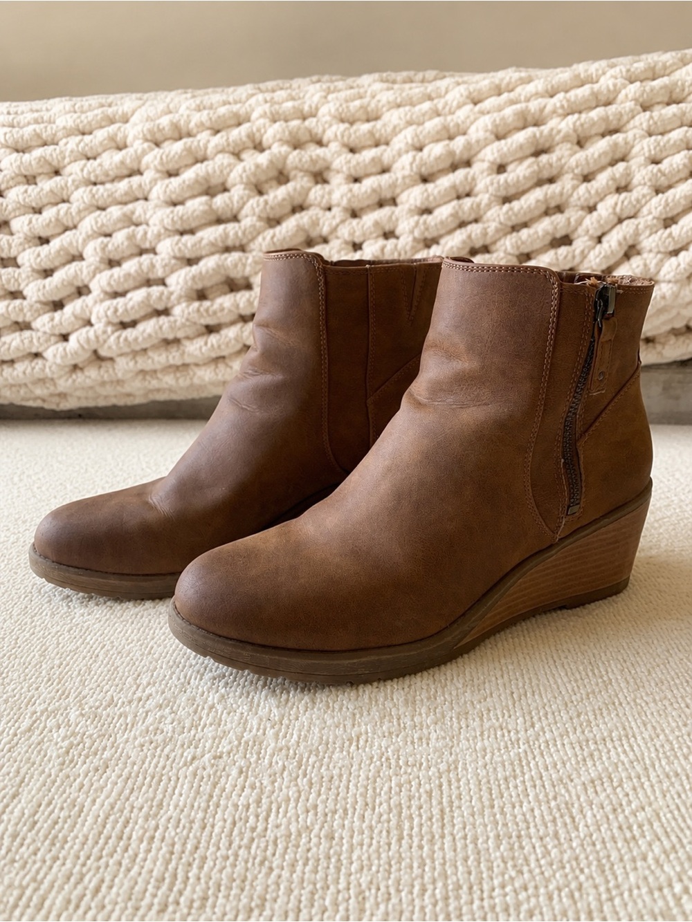 Dr. Scholl’s Brown Ankle Wedge Booties Size 8